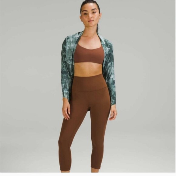 LIKE NEW Lululemon Nulu Customizable Snap Scarf - Picture 2 of 2